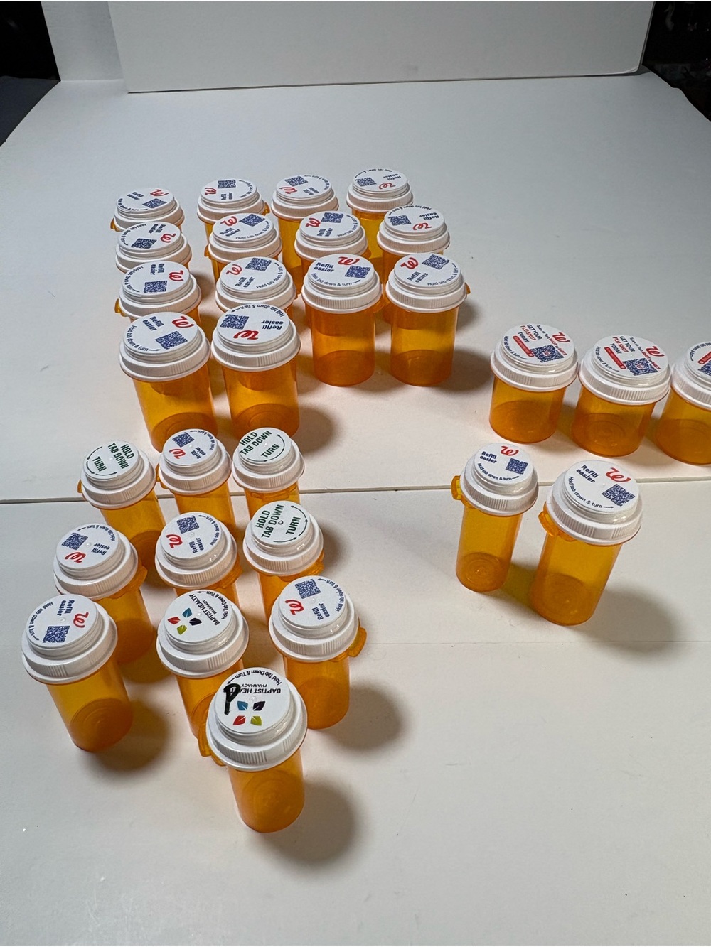 4/$25 Bundle of 29 Empty Pill Bottles Containers Prescription Amber color & Lids